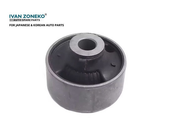 OEM 54570-3UB0A قطعات اتومبیل پایین محور جلو تعلیق لاستیک بوش برای نیسان